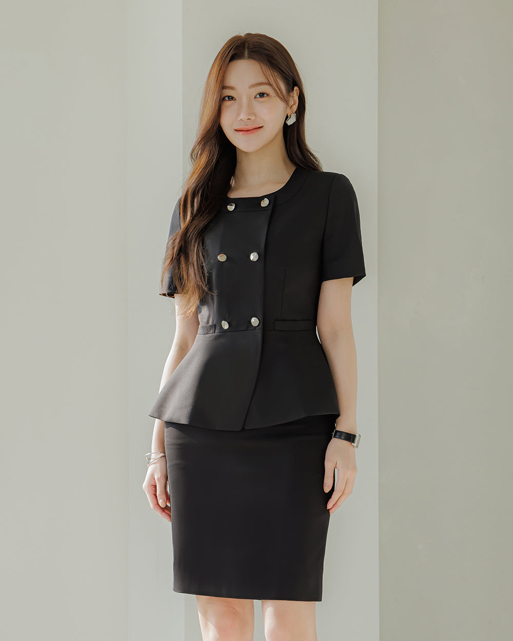 美容サロン制服At short sleeve BLACK前面
