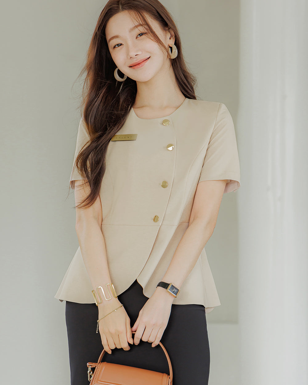美容サロン制服Berre short sleeve BEIGEフロント, コーディネート例