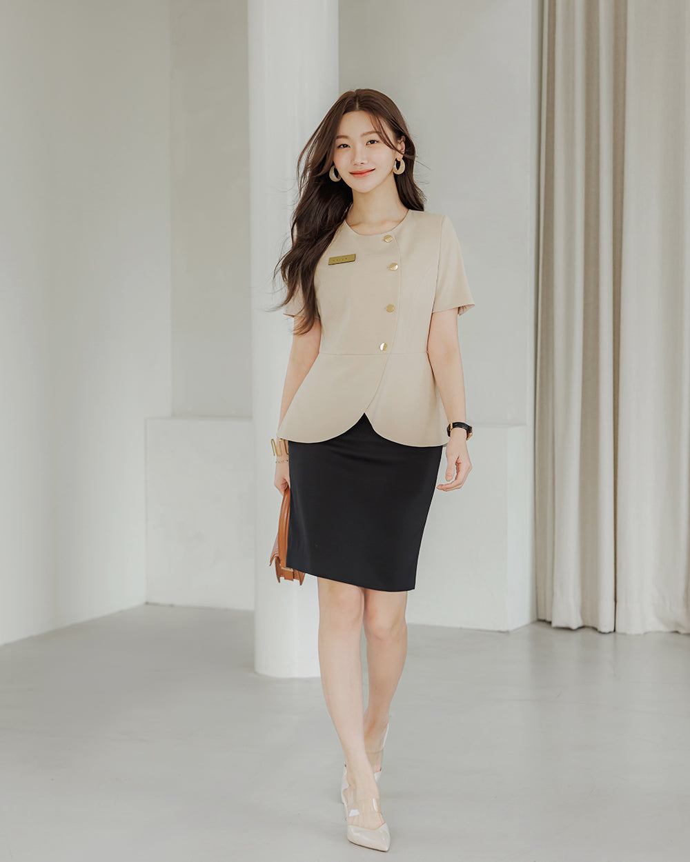美容サロン制服Berre short sleeve BEIGE全身, シルエット