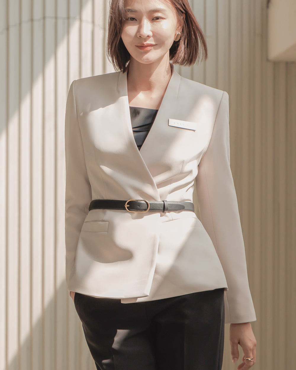 リクルートD'une long sleeve BEIGE正面, ディテール