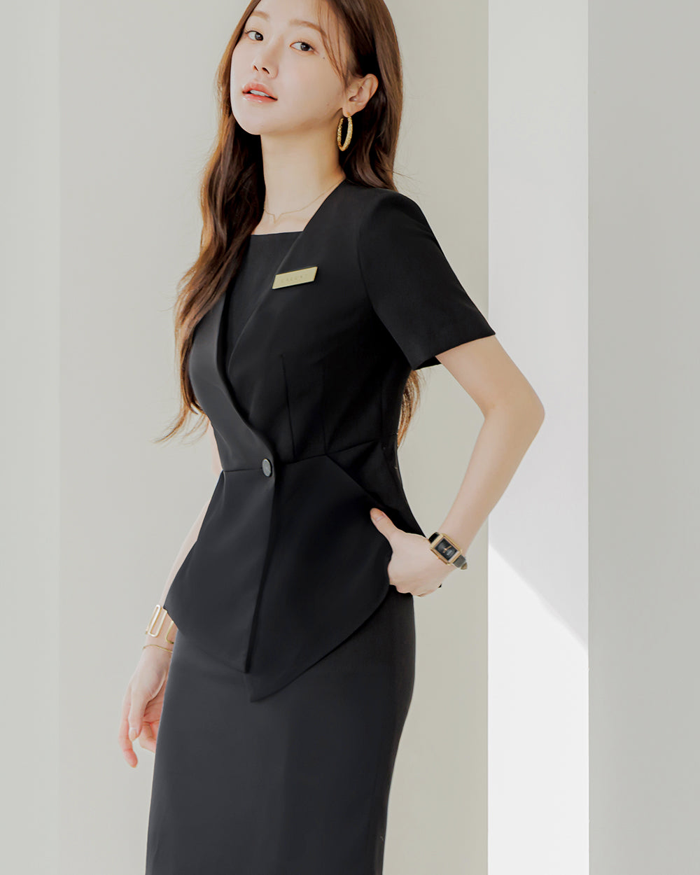 美容サロン制服zeno short sleeve BLACK横向き, 着用イメージ