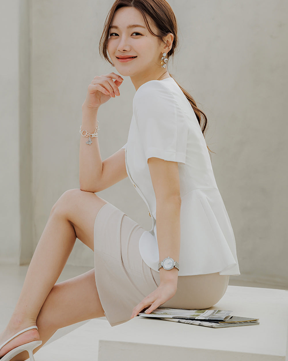 美容サロン制服Berre short sleeve IVORYサイド, 着用イメージ