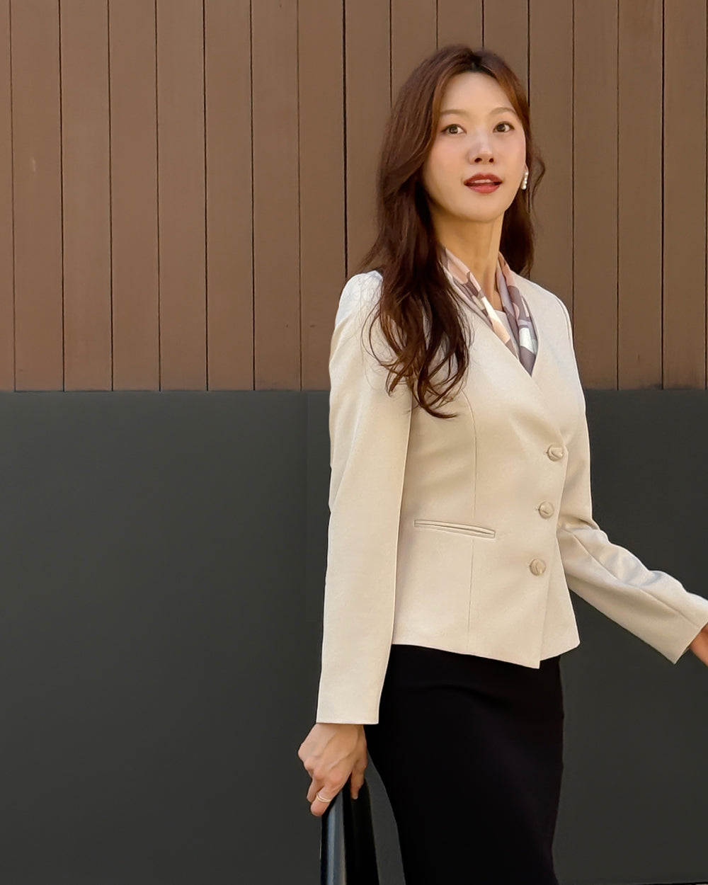 リクルートBlossom long sleeve BEIGE横向き