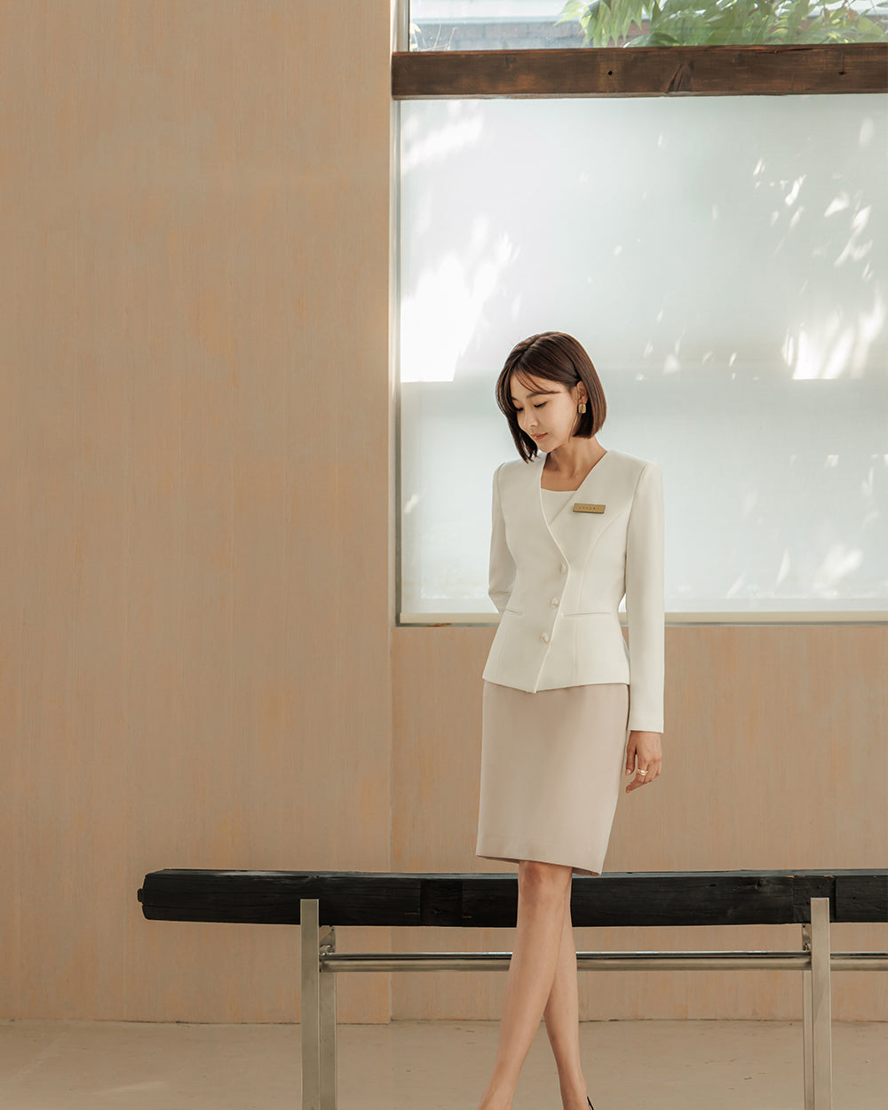 リクルートBlossom long sleeve IVORY全身, シルエット