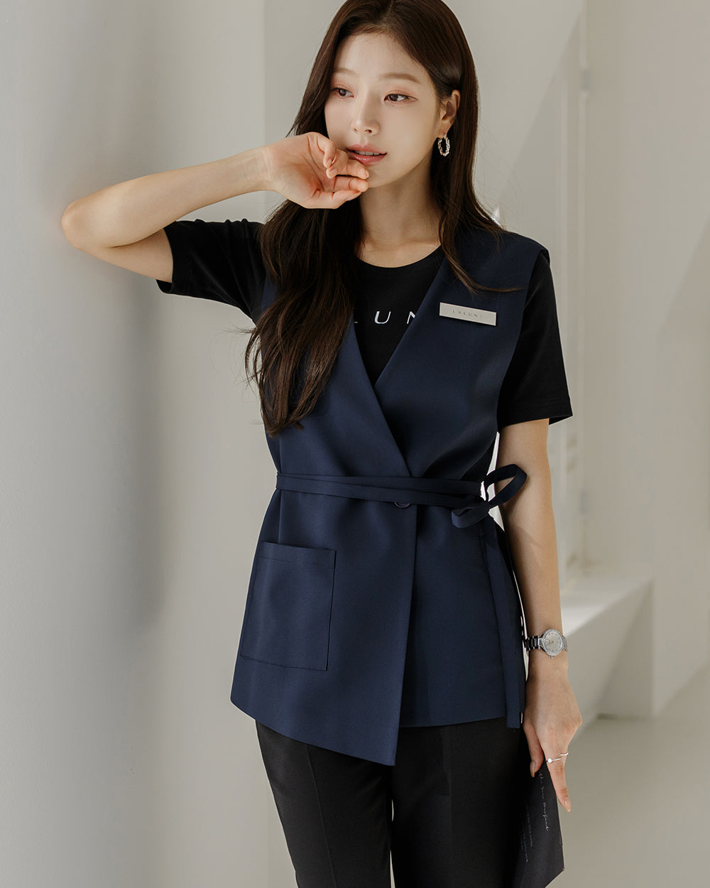 美容サロン制服Tessi vest NAVY前面, シルエット